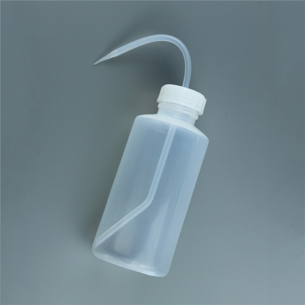 The new Teflon wash bottle going international!----Nanjing Binglab