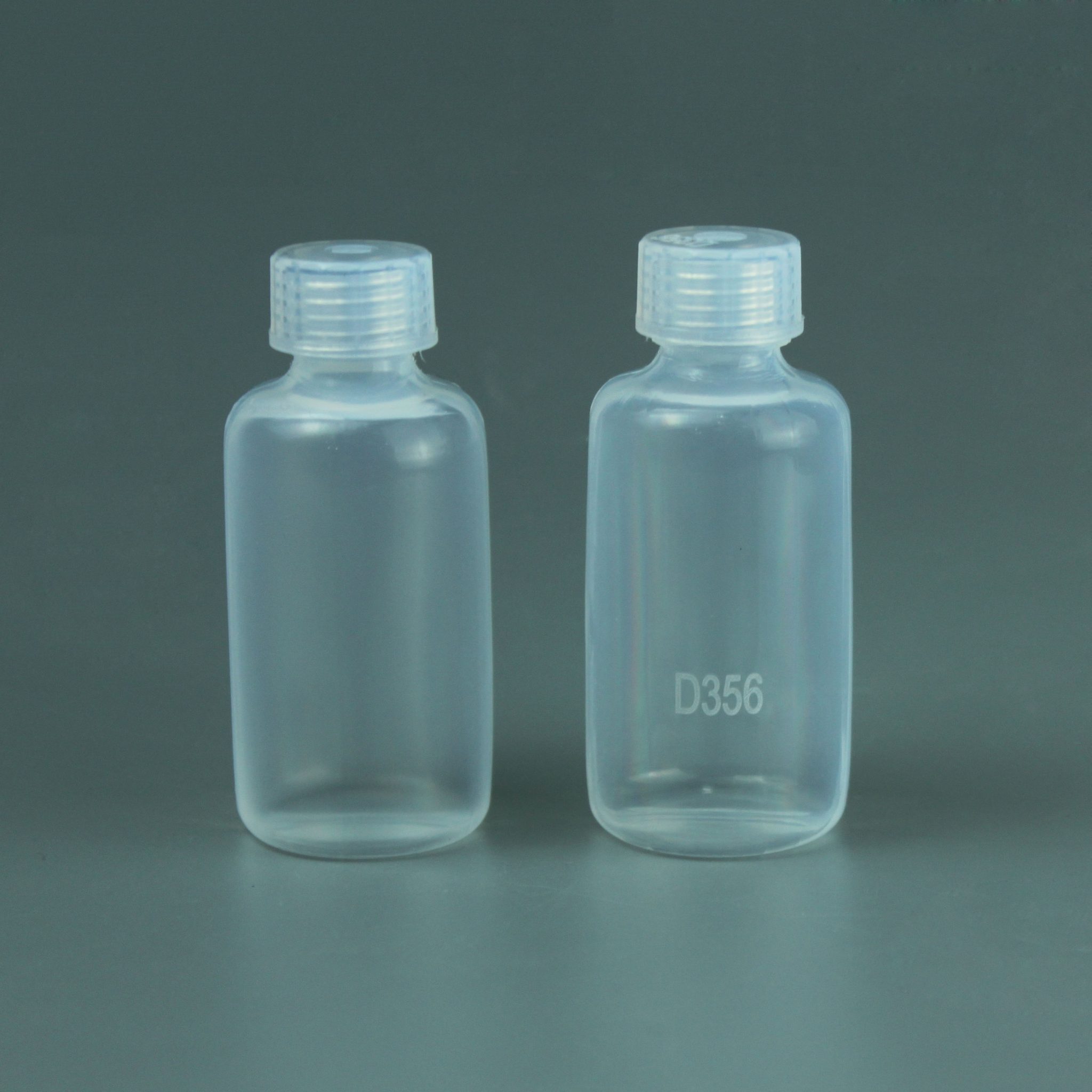 High-purity nitric acid PFA storage bottle HF acid packaging bottle semiconductor special PFA sampling bottle